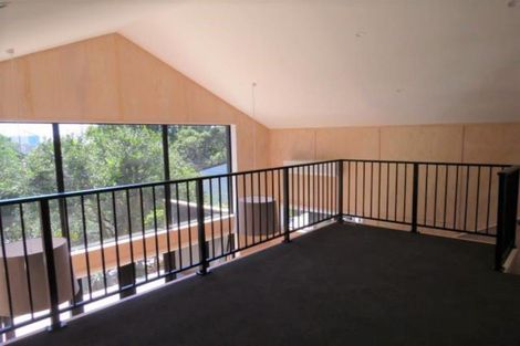 Photo of property in 16 Peace Avenue, Moturoa, New Plymouth, 4310