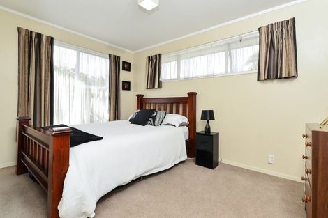 Photo of property in 30 Totara Drive, St Andrews, Hamilton, 3200