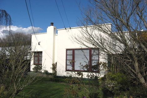 Photo of property in 82 Waiwhetu Road, Waterloo, Lower Hutt, 5011