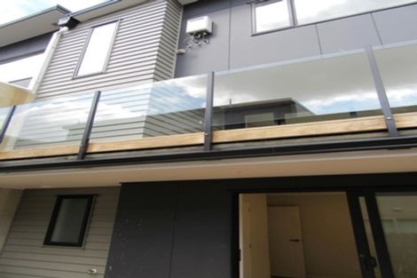 Photo of property in 14/5 Perekia Street, Albany, Auckland, 0632