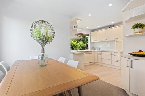 Photo of property in 52 Solomon Avenue, Redwood, Christchurch, 8051