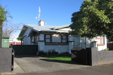 Photo of property in 118 Wood Street, Takaro, Palmerston North, 4410