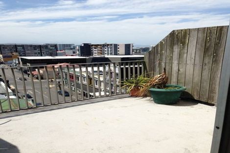 Photo of property in Qba Apartments, 4i/51 Webb Street, Mount Cook, Wellington, 6011