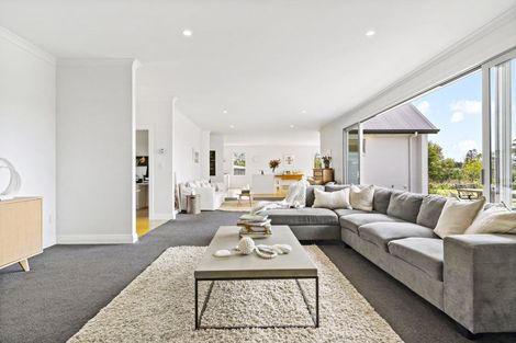 Photo of property in 245 Muriwai Valley Road, Muriwai, Waimauku, 0881