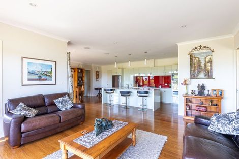 Photo of property in 111 Hurworth Road, Hurworth, New Plymouth, 4371