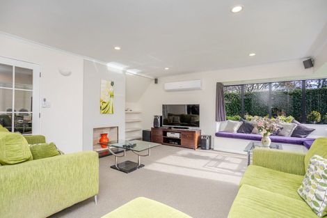 Photo of property in 97 Adelaide Road, Dannevirke, 4930