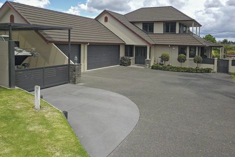 Photo of property in 35 Honeysuckle Lane, Ohauiti, Tauranga, 3112