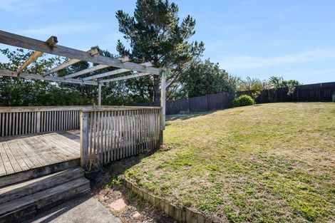 Photo of property in 4 Gaff Place, Whitby, Porirua, 5024