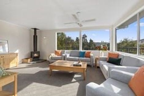 Photo of property in 15 Ngahere Street, Stokes Valley, Lower Hutt, 5019