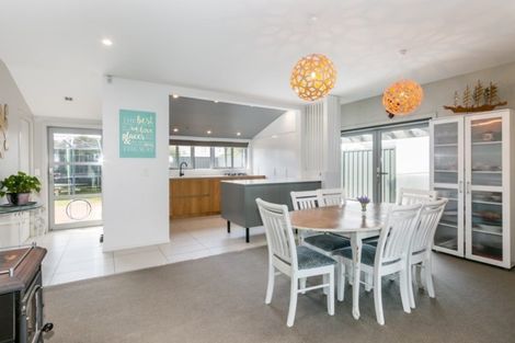 Photo of property in 3 Pukeko Place, Westshore, Napier, 4110