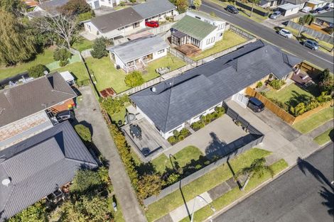 Photo of property in 1/15 Vivian Wilson Drive, Eastern Beach, Auckland, 2012