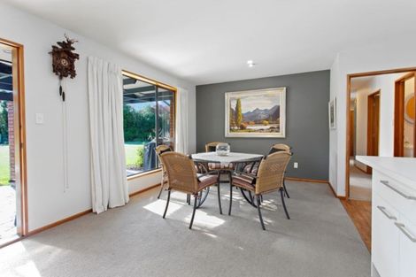 Photo of property in 4 Cedar Place, Amberley, 7410