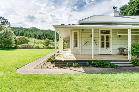Photo of property in 402 Mangakuri Road, Kairakau, Havelock North, 4295
