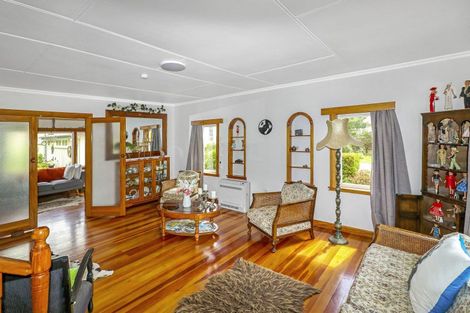 Photo of property in 34 Queen Street, Dannevirke, 4930