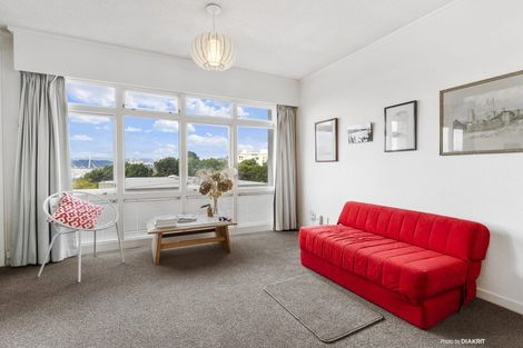 Photo of property in Newman Court Apartments, 2 Newman Terrace, Thorndon, Wellington, 6011