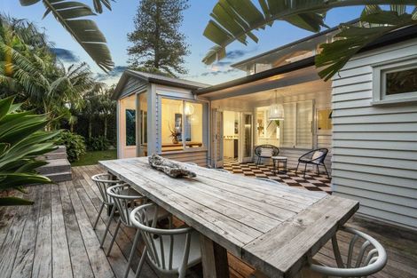 Photo of property in 6 Macky Avenue, Devonport, Auckland, 0624