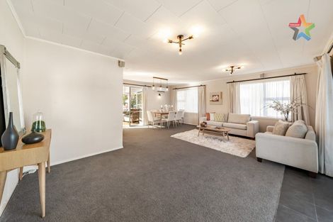 Photo of property in 11 Mimihau Grove, Wainuiomata, Lower Hutt, 5014