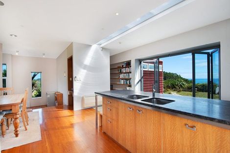 Photo of property in 449 Oaia Road, Muriwai, Waimauku, 0881