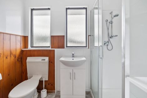 Photo of property in 121 King Street, Hikurangi, 0114