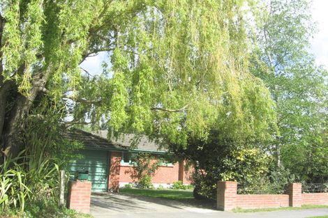 Photo of property in 143 High Street, Oxford, 7430