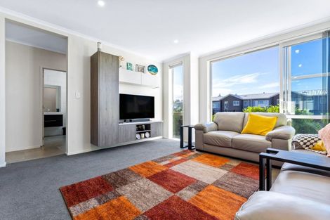 Photo of property in 91 Karepiro Drive, Stanmore Bay, Whangaparaoa, 0932