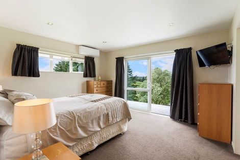 Photo of property in 6 Johnson Place, Stillwater, Silverdale, 0993