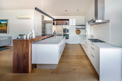 Photo of property in 19a Sunrise Bay Drive, Wanaka, 9305