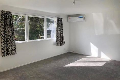 Photo of property in 35 Takapu Street, Henderson, Auckland, 0612
