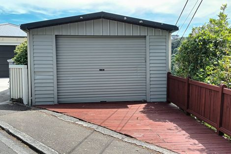 Photo of property in 34 Moana Road, Kelburn, Wellington, 6012