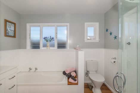 Photo of property in 38 Main North Road, Woodend, 7610