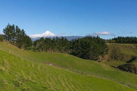Photo of property in 568 Mangorei Road, Mangorei, New Plymouth, 4371