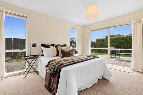 Photo of property in 2/23 Gamblins Road, Saint Martins, Christchurch, 8022