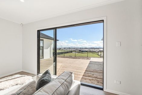 Photo of property in 24 Drower Glen, Flagstaff, Hamilton, 3210