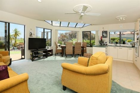 Photo of property in 16/169 Sturges Road, Henderson, Auckland, 0612