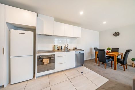 Photo of property in Pinnacle Apartments, E605/160 Victoria Street, Te Aro, Wellington, 6011