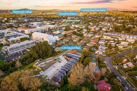 Photo of property in 9 Meg Lane, Glen Eden, 0602