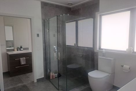 Photo of property in 70 Leeward Drive, Whitianga, 3510