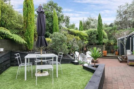 Photo of property in 68 Allington Road, Karori, Wellington, 6012