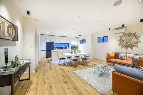 Photo of property in 74d Bentley Avenue, Glenfield, Auckland, 0629