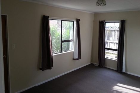 Photo of property in 2/125 Settlement Road, Papakura, 2110