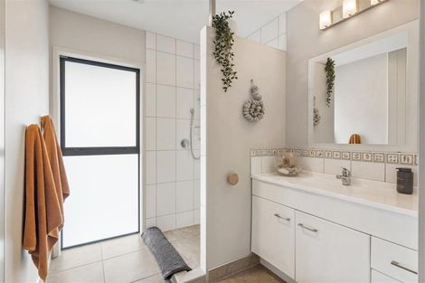 Photo of property in 243 Onemana Drive, Onemana, Whangamata, 3691