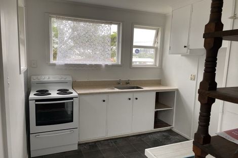 Photo of property in 130 Sievers Grove, Cannons Creek, Porirua, 5024