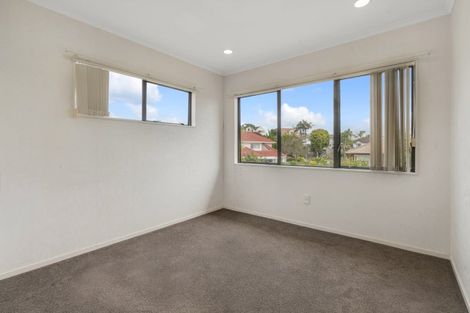 Photo of property in 1/47 Wiltshire Place, Somerville, Auckland, 2014