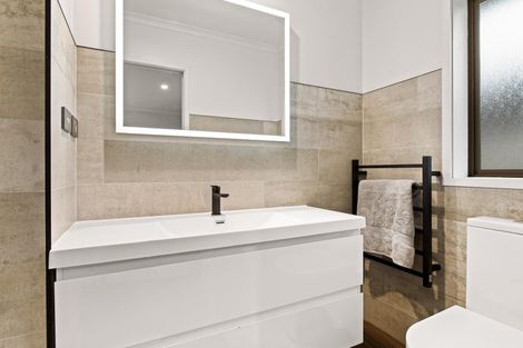 Photo of property in 23 Cinnabar Place, Westgate, Auckland, 0614