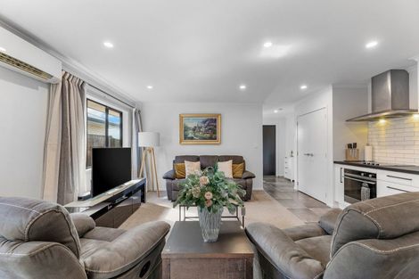 Photo of property in 18 Tomairangi Crescent, Pukekohe, 2120