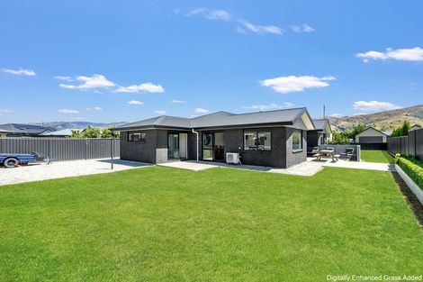 Photo of property in 15 Hosking Drive, Cromwell, 9310