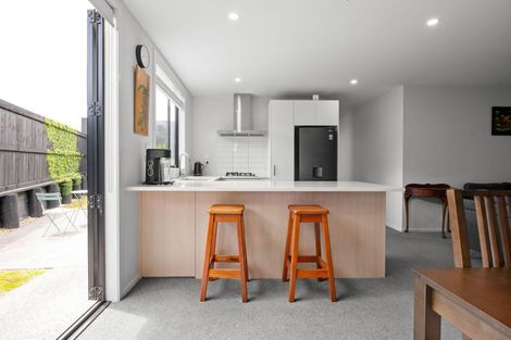 Photo of property in 2/2 English Street, Saint Andrews, Hamilton, 3200