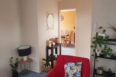 Photo of property in 3 Boderg Way, East Tamaki, Auckland, 2016