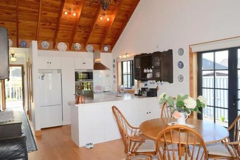 Photo of property in 33 Shoemaker Road, Waipu, 0510