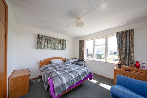 Photo of property in 32 Ronberg Street, Highbury, Palmerston North, 4412